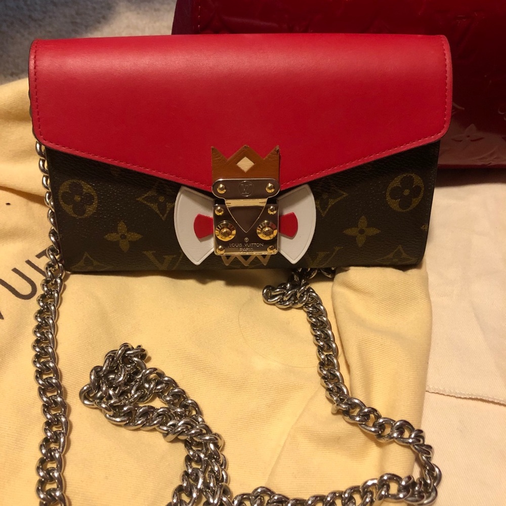 Auth Louis Vuitton Limit Edition WOC Tribal Mask